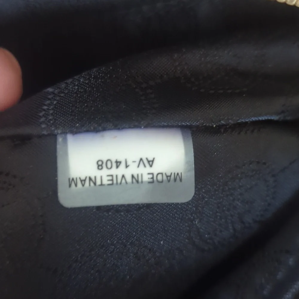 Michael kors crossbody - Picture 9 of 13